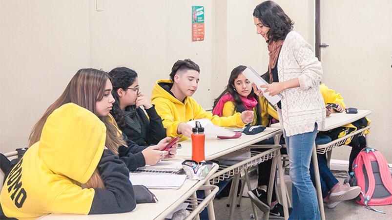 El Ministerio de Educación y las alternativas para alumnos que buscan terminar el secundario.