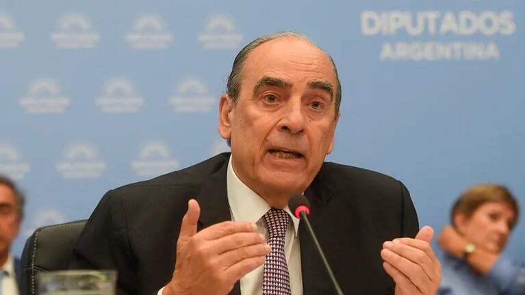 El ministro del Interior dijo que la aprobación de la ley de bases no es una condición para el acuerdo.