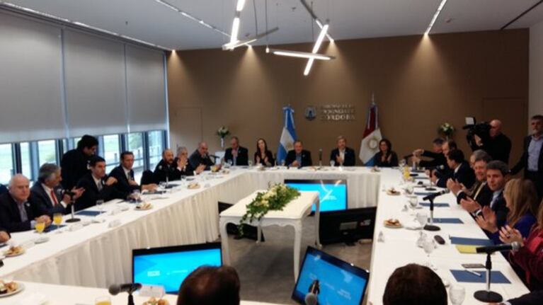 El ministro del Interior reunido con los gobernadores de la provincia. Foto: Gobierno de Córdoba.