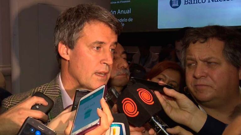 El ministro dialogó con Telenoche y dejó definiciones en la capital cordobesa.