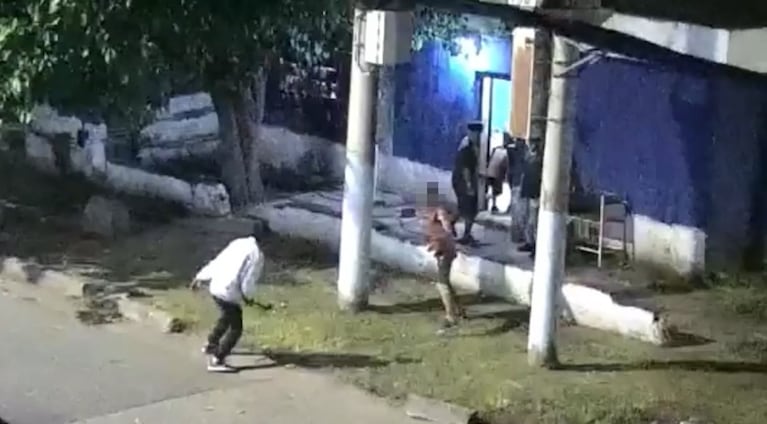 El momento de la riña en Córdoba.