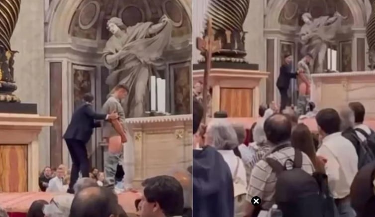 El momento en el que el hombre intentó orinar en el altar de la Basílica San Pedro.