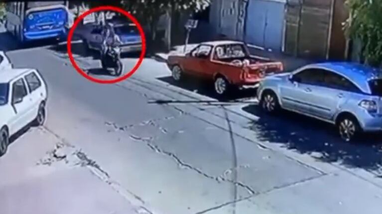 El momento en el que los delincuentes dispararon y mataron a una pasajera.