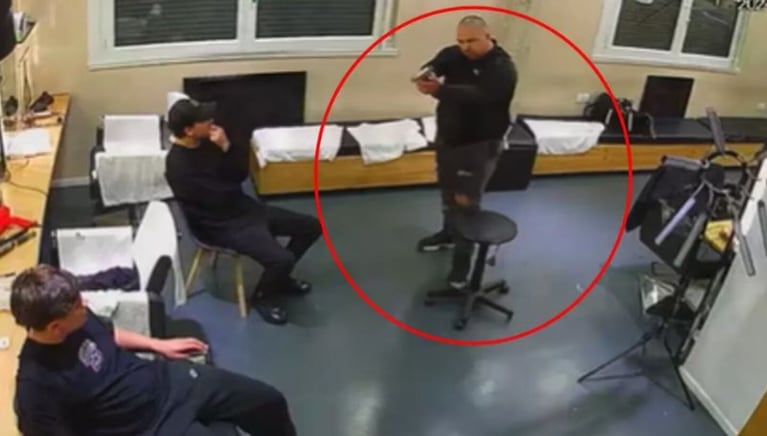 El momento en que Abel Guzmán asesinó a su compañero de un disparo en Recoleta.