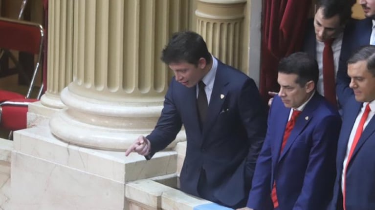 El momento en que Caputo señaló a Manes.