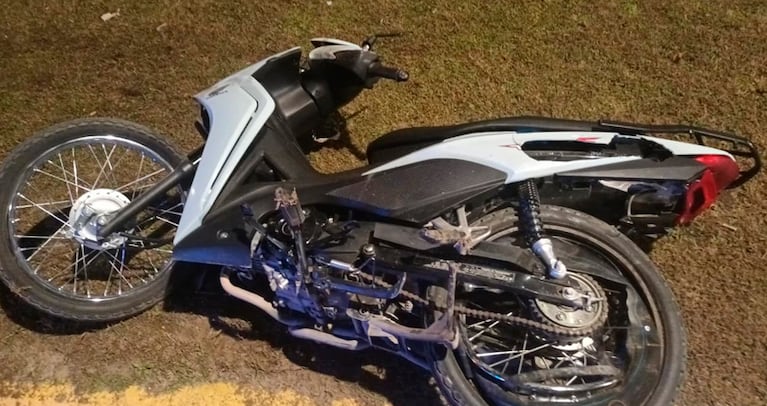 El motociclista fue derivado en grave estado.