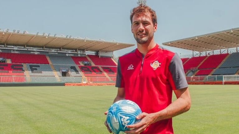 El Mudo fue presentado hace un mes en Cremonese de Italia.