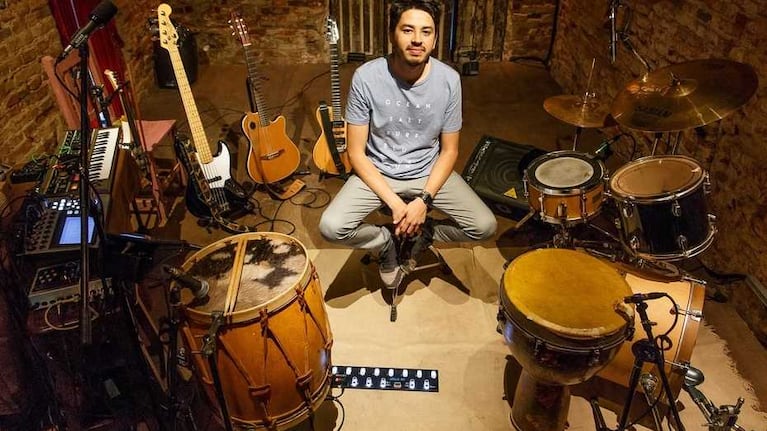 El multi-instrumentista llega a Córdoba con nuevo material.
