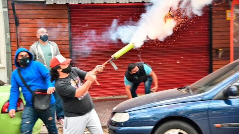 El municipal disparó su mortero contra policías: fue detenido y será echado. Foto: La Voz.
