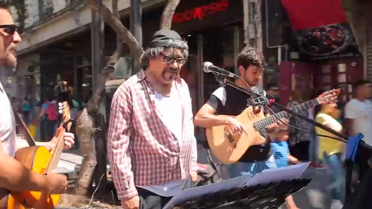 El Negro es de los cuarteteros más queridos en el ambiente.