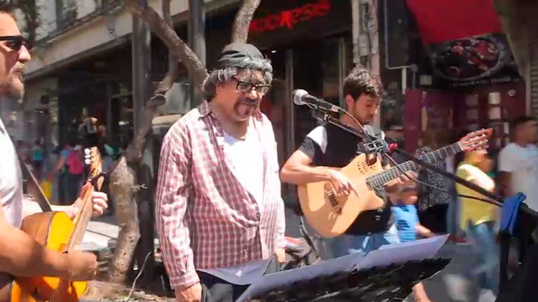 El Negro es de los cuarteteros más queridos en el ambiente.
