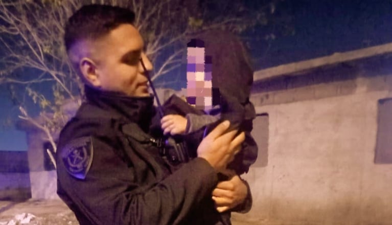 El nene fue salvado por policías en barrio Ciudad de Mis Sueños.