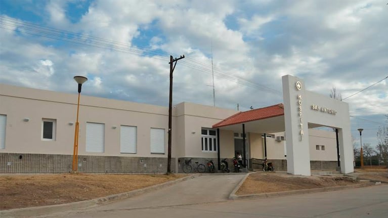 El nene ingresó sin signos vitales al hospital de La Carlota.
