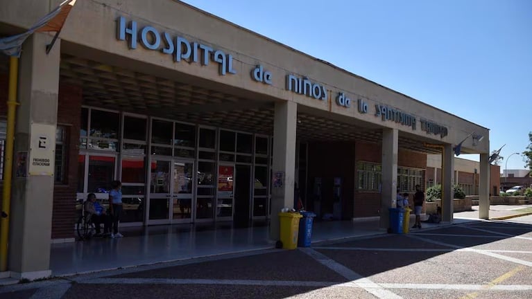 El nene se encuentra en observación en el Hospital de Niños.