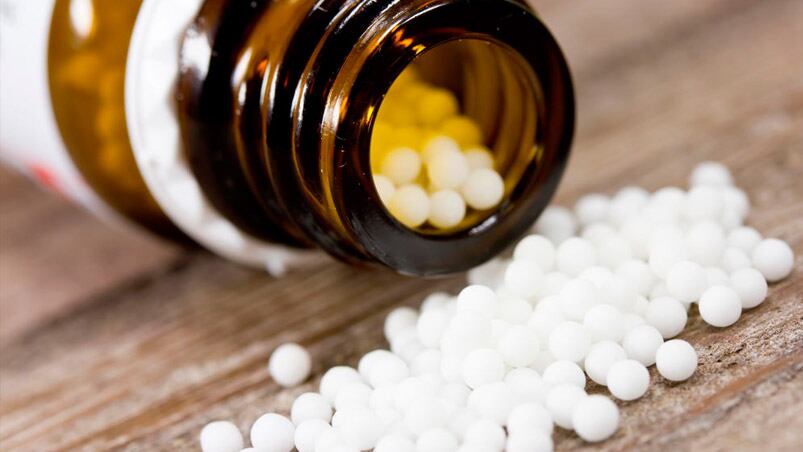 El niño fue tratado con medicamentos homeopáticos. 