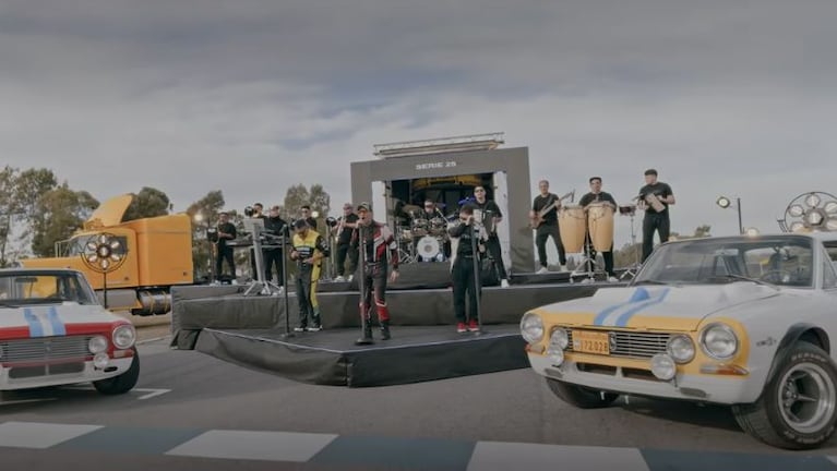 El nuevo videoclip de Banda XXI grabado desde un autódromo.