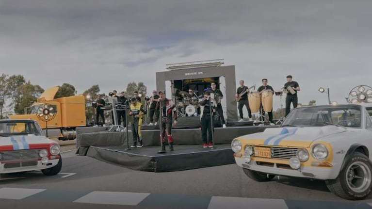 El nuevo videoclip de Banda XXI grabado desde un autódromo.