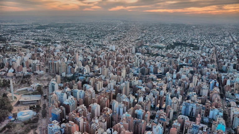 El olor fue advertido en distintos sectores de la ciudad.