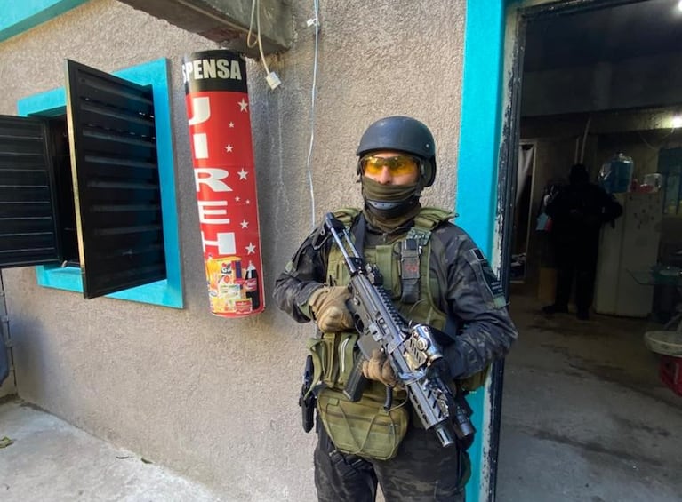 El operativo fue en La Calera y permitió cerrar un punto de venta.