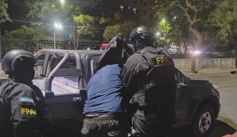 El operativo fue en pleno barrio Güemes de la capital.