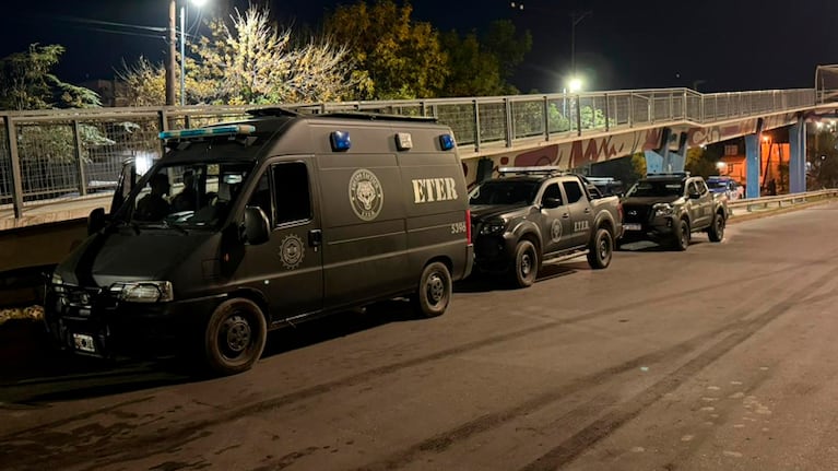 El operativo policial en barrio Bajo Pueyrredón.