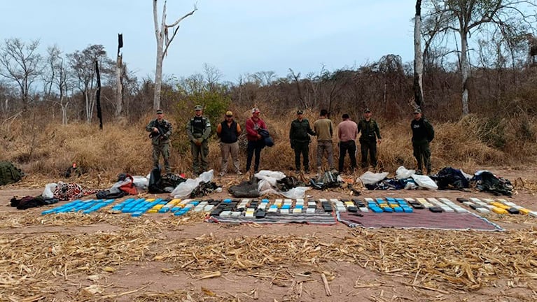 El operativo se desarrolló en una zona de yungas en Salta.