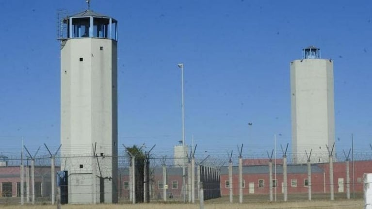 El operativo se llevó a cabo en la cárcel de Bouwer.
