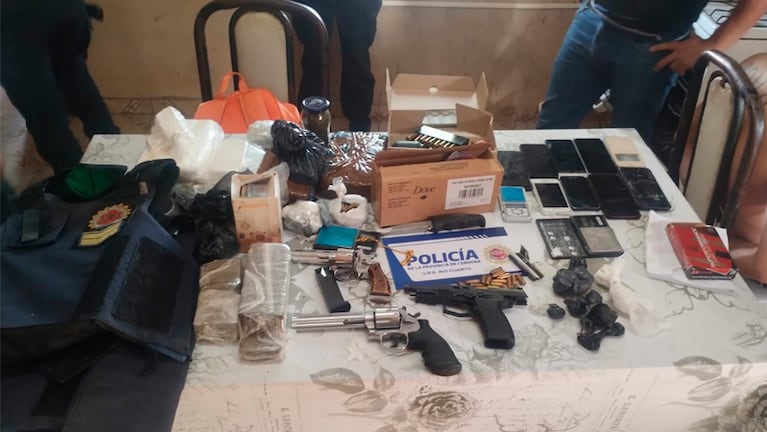 El operativo se realizó en barrio 400 Viviendas de Río Cuarto.