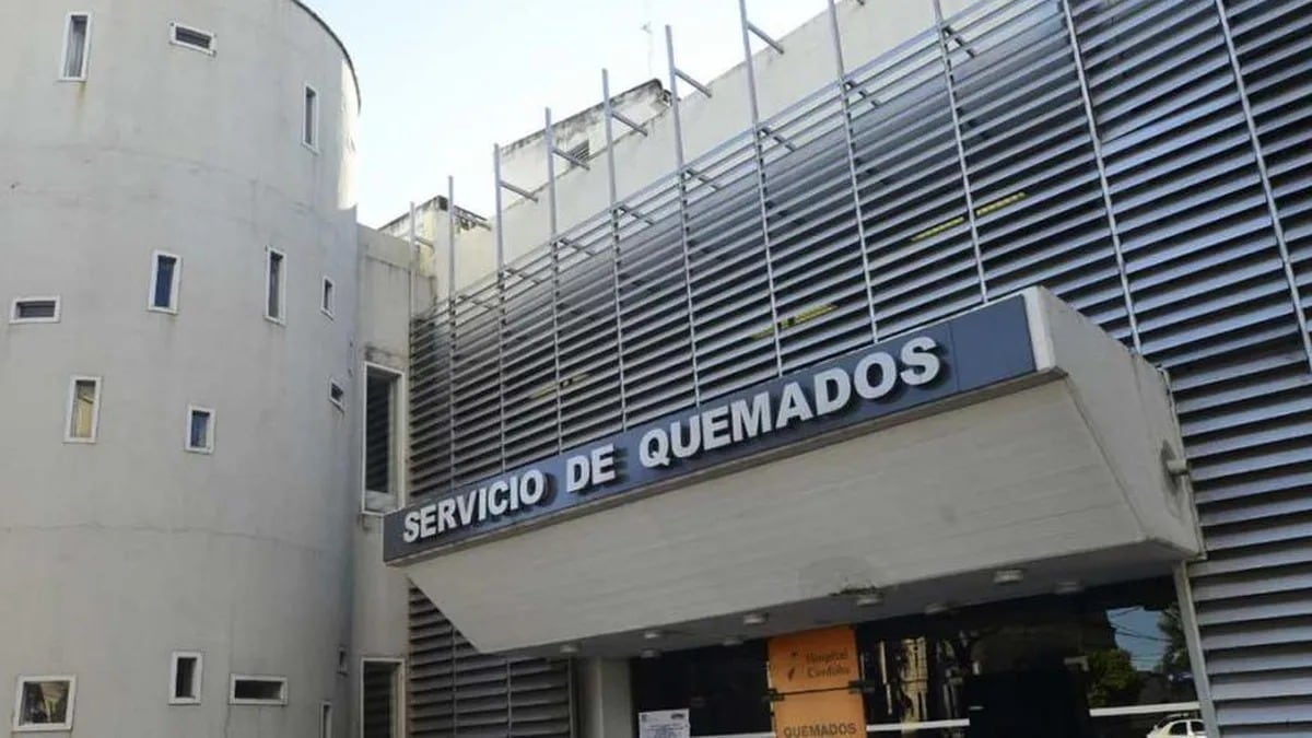 El paciente está en terapia intensiva en el Instituto del Quemado.