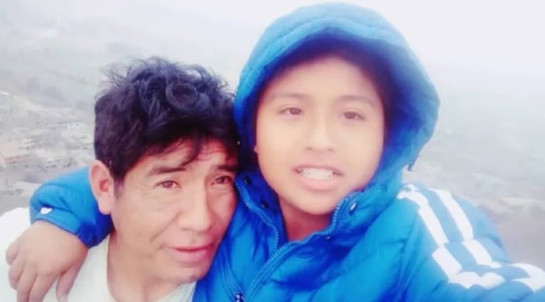 El padre de Pequeño J era un criminal peruano que fue asesinado en un ajuste de cuentas.
