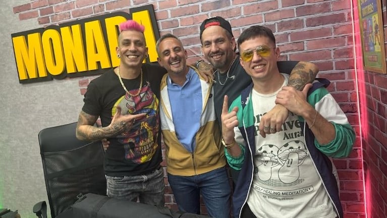 El padre Hernán Ceballos, invitado de lujo en El Show de La Monada.
