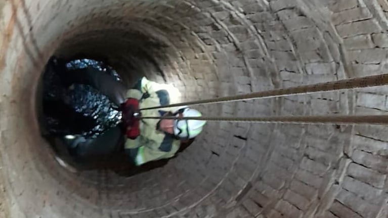 El padre y la niña fueron rescatados a salvo.