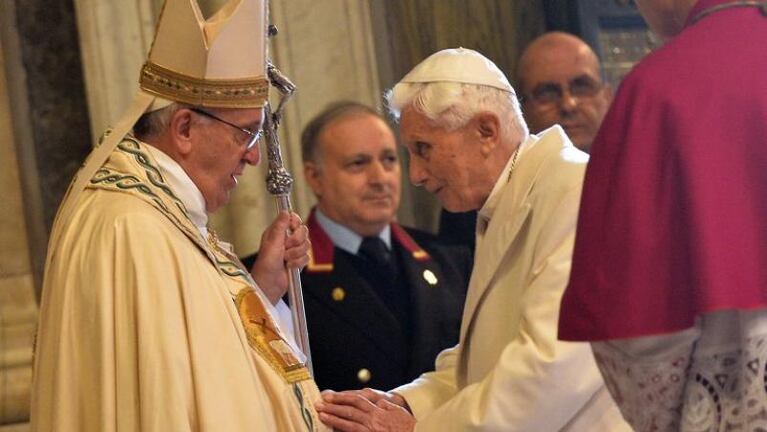 El Papa abrió la Puerta Santa, cerrada durante 15 años