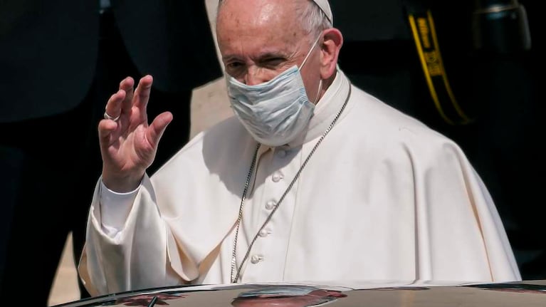 El Papa espera una cirugía programada.