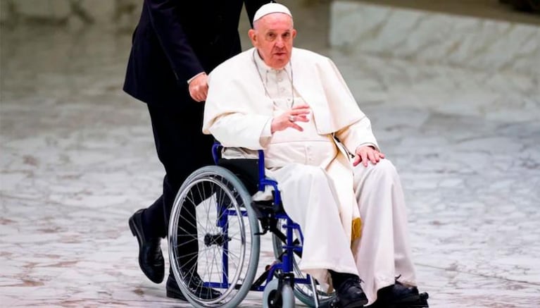 El papa Francisco “confesó” tener una “relación humana” con Raúl Castro