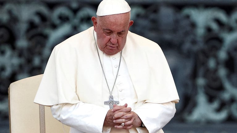 El papa Francisco está internado desde el 14 de febrero. (Foto: REUTERS/Guglielmo Mangiapane)