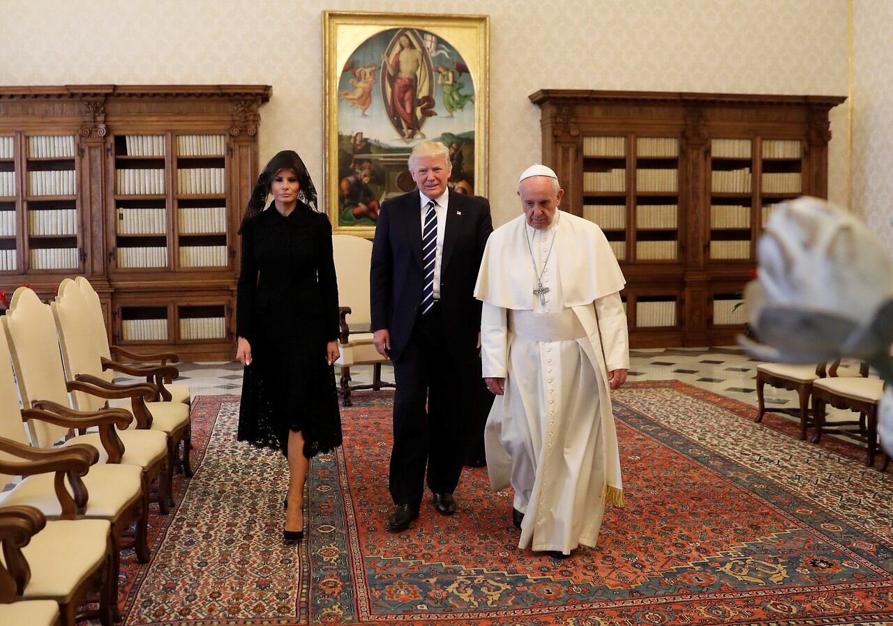 El Papa Francisco recibió a Donald Trump en el Vaticano.