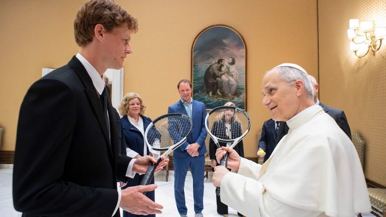 El papa León XIV recibió a Jannik Sinner: la divertida respuesta a la propuesta del tenista