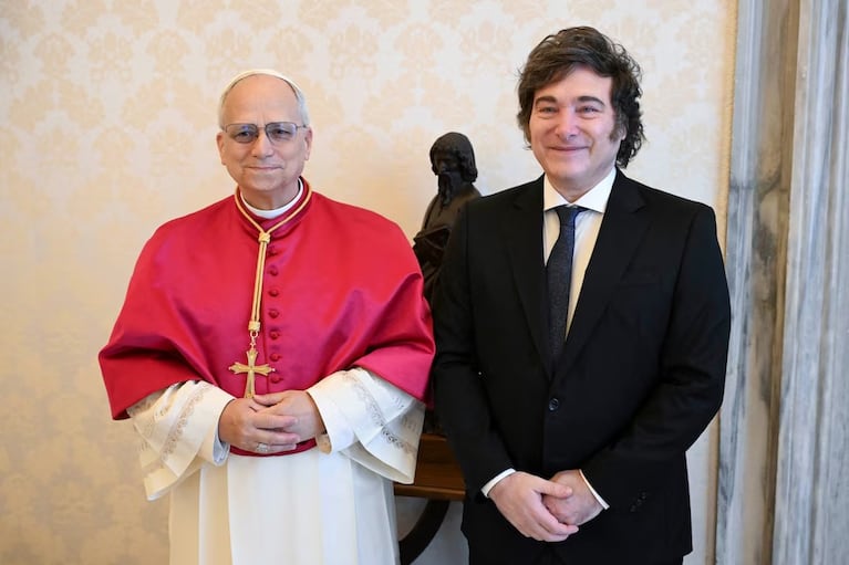 El  papa León XIV y Milei