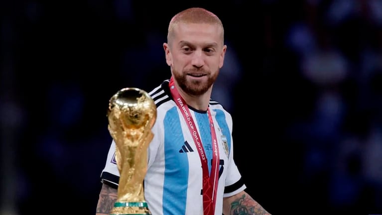 El Papu Gómez podría perder el titulo de Campeón del Mundo. 