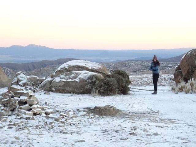 El parador Giulio Césare amaneció cubierto por la nieve. Foto: @paradorgiuliocesare.