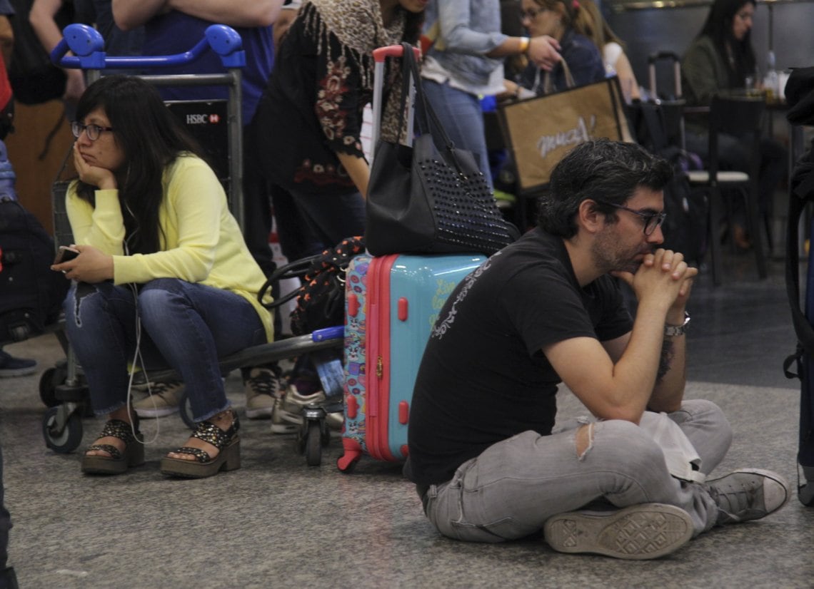 El paro de Aerolíneas afectará a miles de pasajeros el lunes.