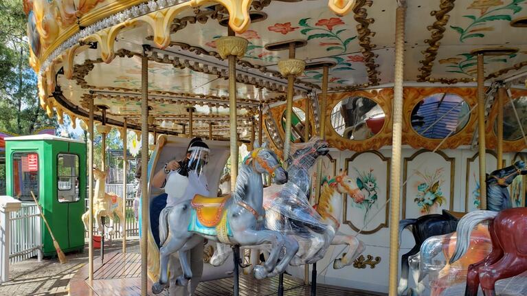 El Parque de Diversiones de Córdoba volvió a abrir con protocolos. Foto: Juan Pablo Lavisse/ElDoce