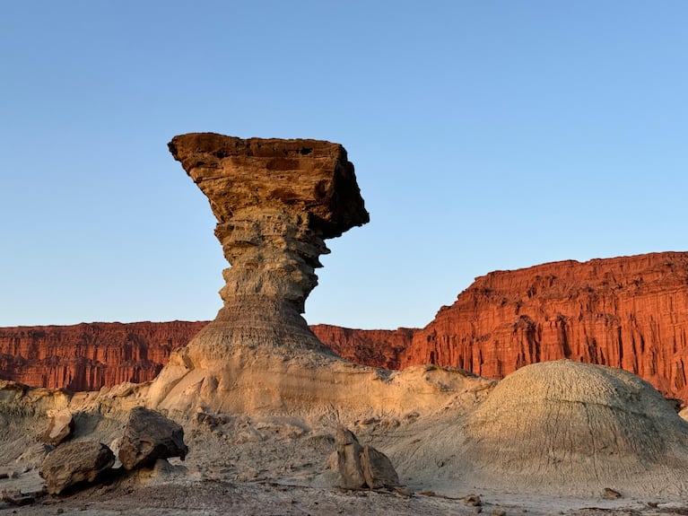 El Parque Nacional Ischigualasto significa ‘Valle de la muerte’ pero fue el escenario de una cita ‘Viva la vida’.