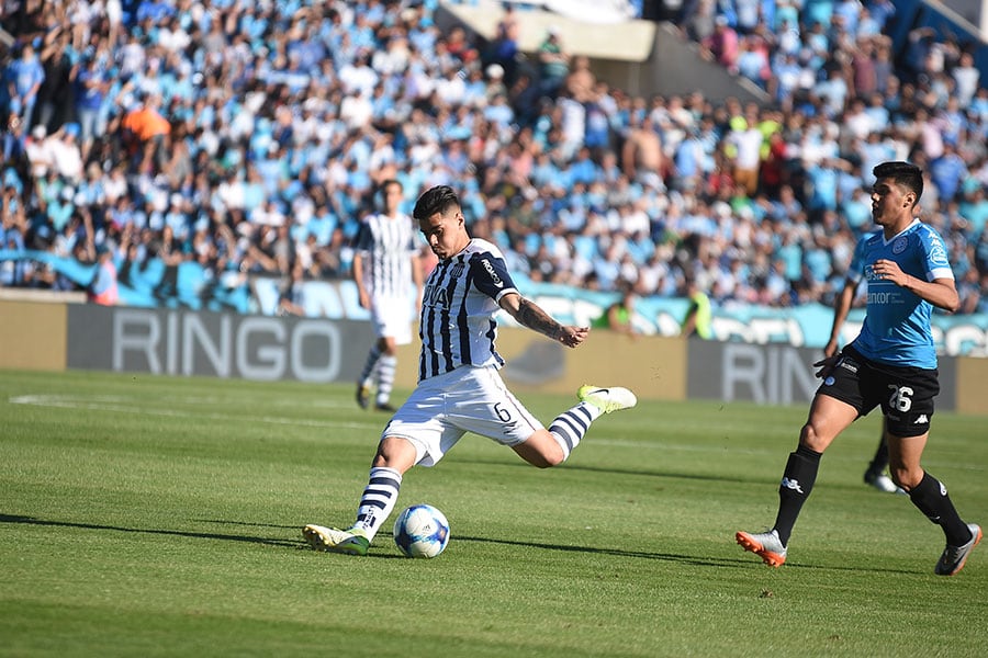 El partido fue luchado pero entretenido. Foto: ElDoce.tv / Lucio Casalla