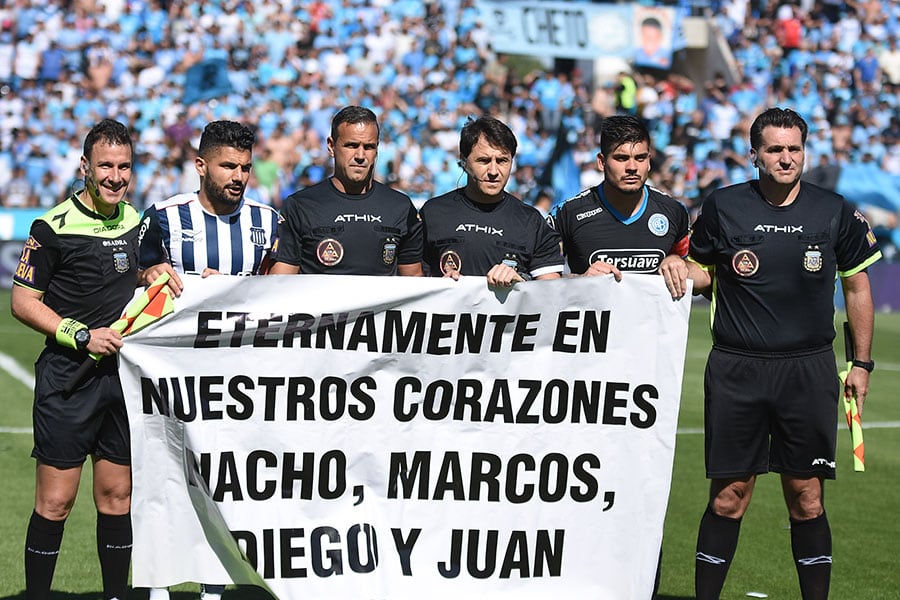 El partido fue luchado pero entretenido. Foto: ElDoce.tv / Lucio Casalla