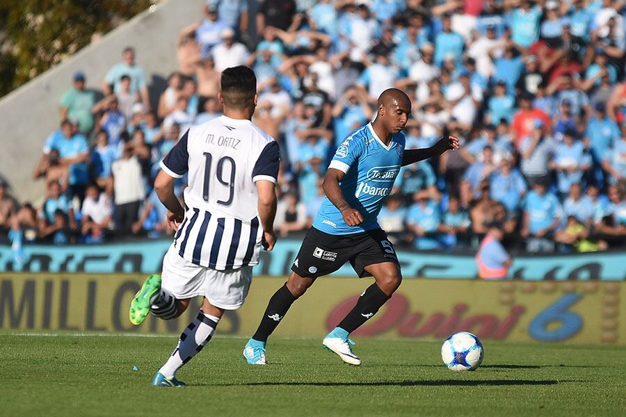 El partido fue luchado pero entretenido. Foto: ElDoce.tv / Lucio Casalla