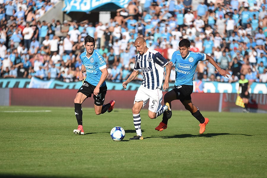 El partido fue luchado pero entretenido. Foto: ElDoce.tv / Lucio Casalla