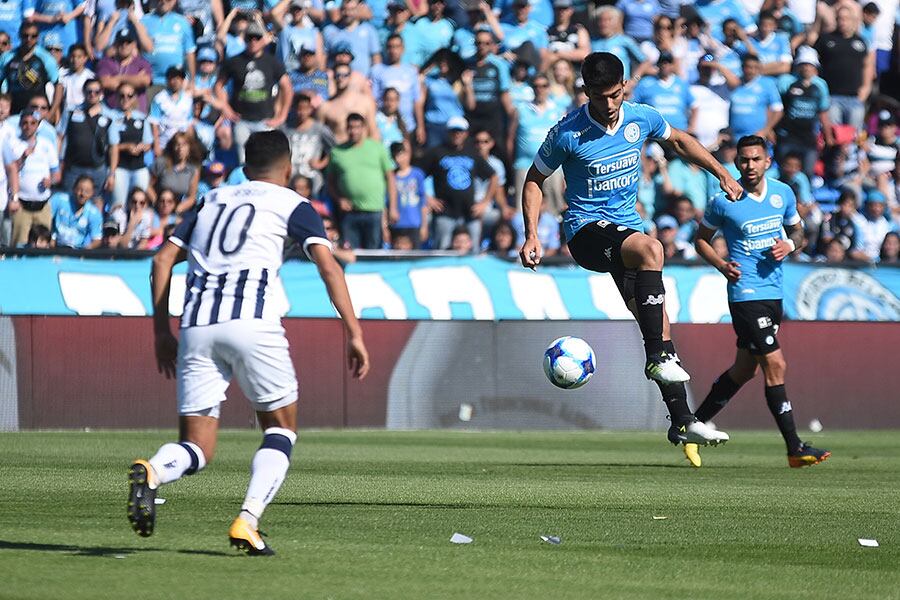 El partido fue luchado pero entretenido. Foto: ElDoce.tv / Lucio Casalla