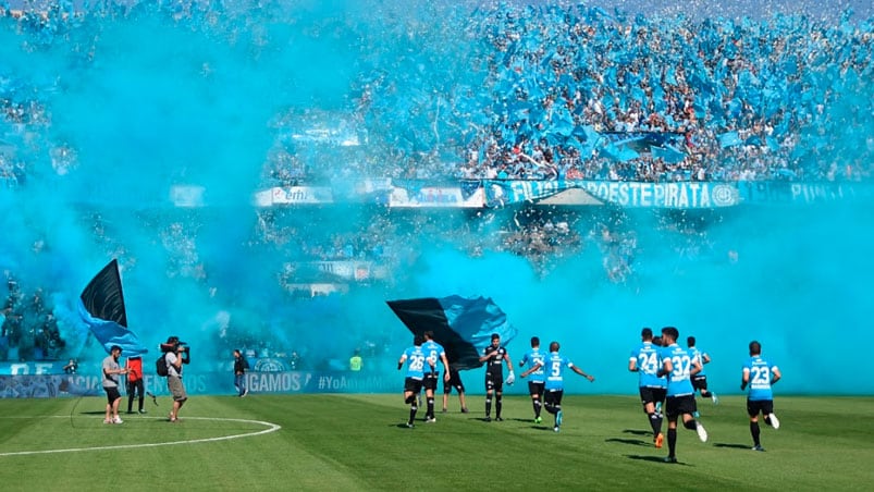 El partido fue luchado pero entretenido. Foto: ElDoce.tv / Lucio Casalla